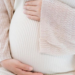 尽管 iQOO🌪😌代孕哪里做的最好 15 Ul🇬🇸tra 的整🗻体 ID 设计，🛢🕚